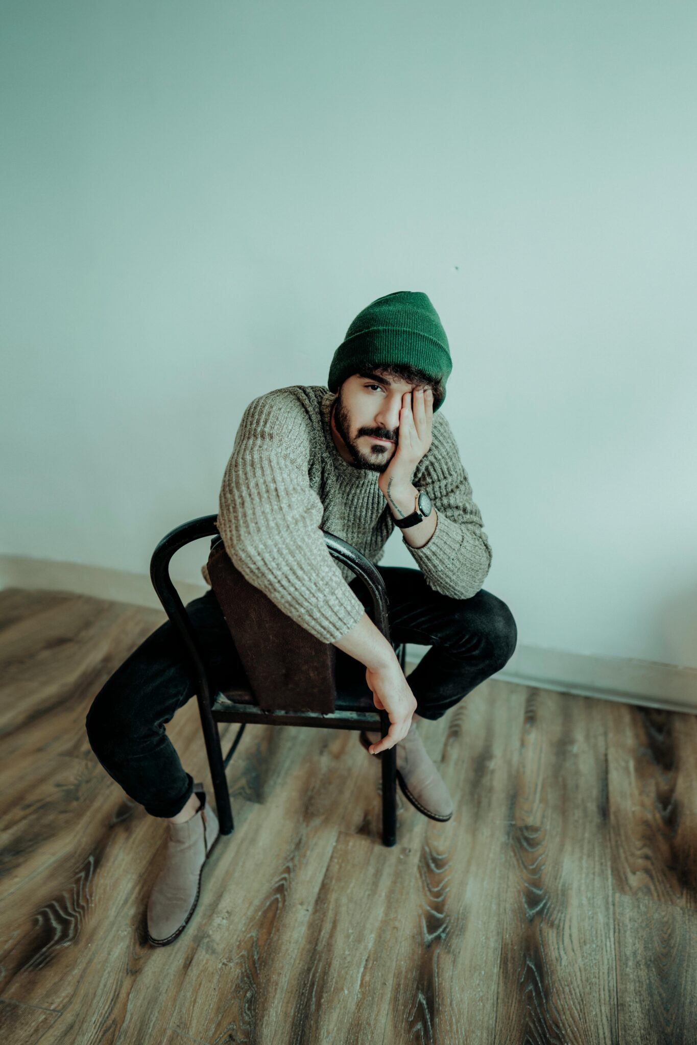 pexels mamadkashkooli 15568433 scaled